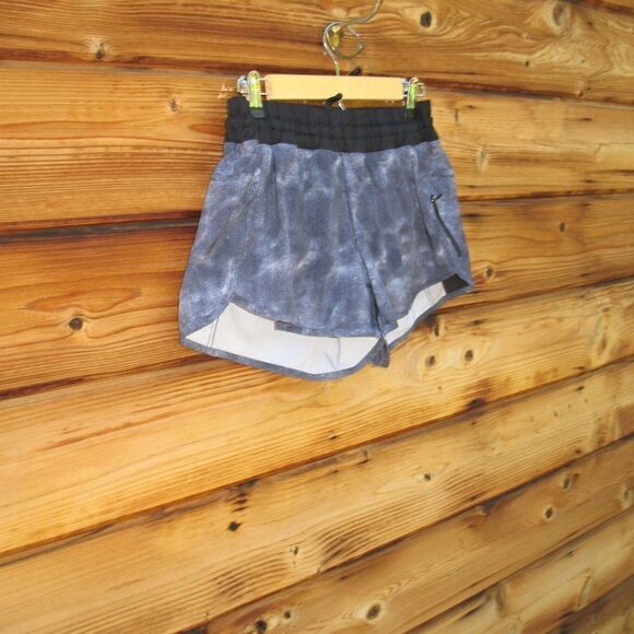 Lululemon Tracker Shorts  - Picture 5 of 11
